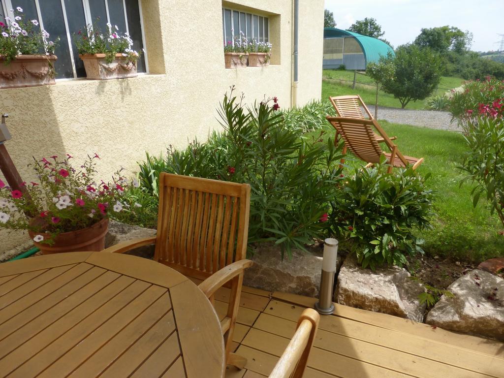 La Bergerie Bed and Breakfast Pollionnay Exteriör bild