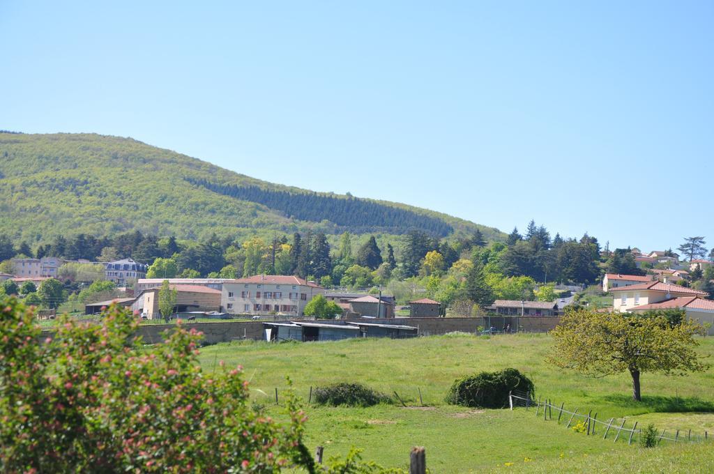La Bergerie Bed and Breakfast Pollionnay Exteriör bild